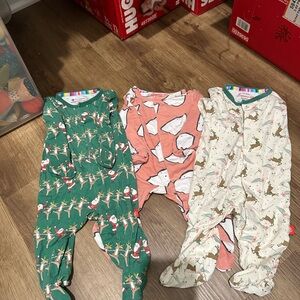 Magnetic Me Green, Orange, and Cream Footies